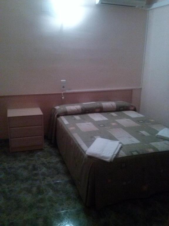 Hostal Restaurante Casa Paco Alfajarín Zimmer foto